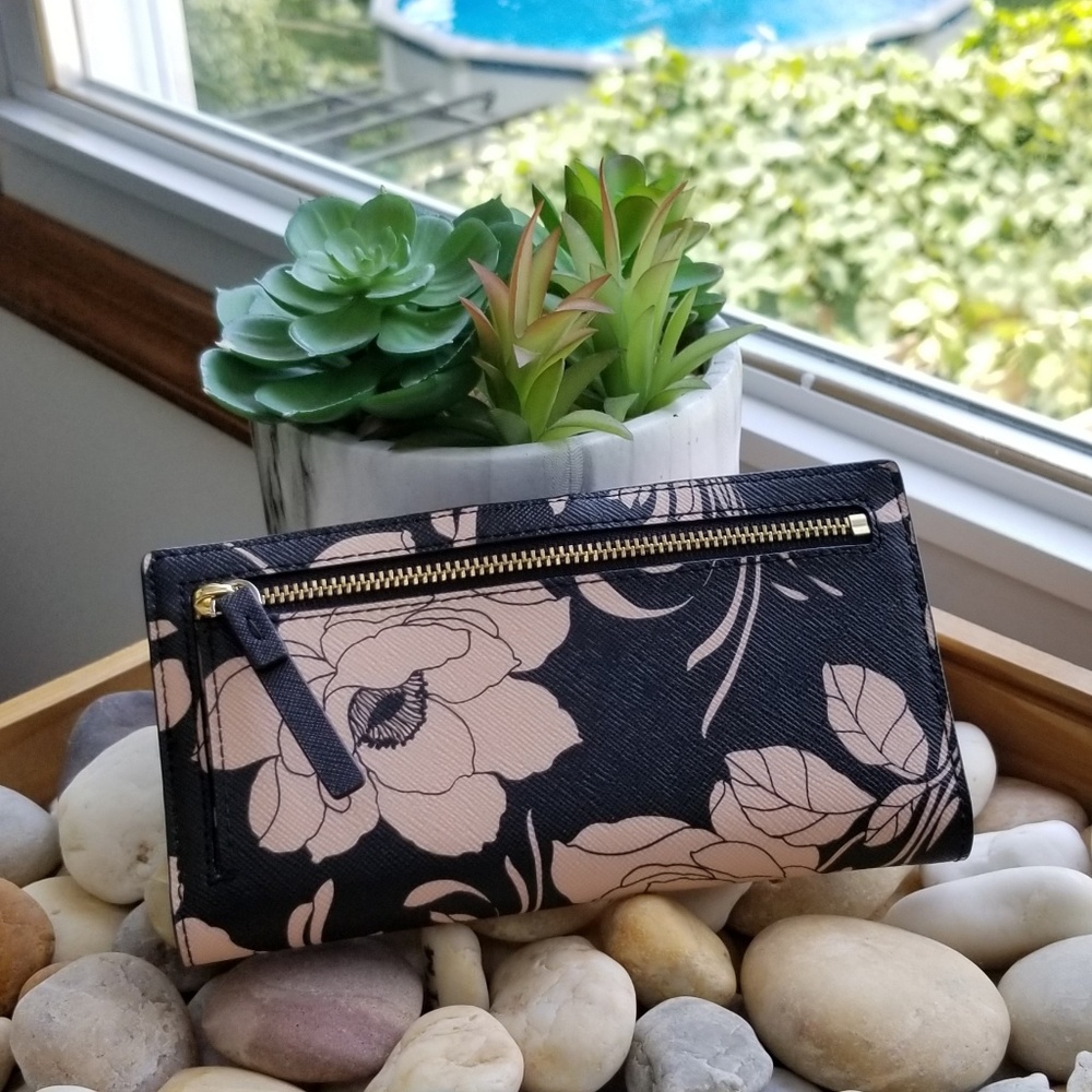 NEW! Kate Spade Laurel way Gardenia Stacy Wallet - Picture 3 of 4